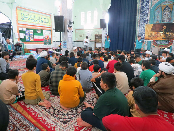 اعتکاف دانش‌آموزان مسجد انقلاب شهرستان بجنورد 