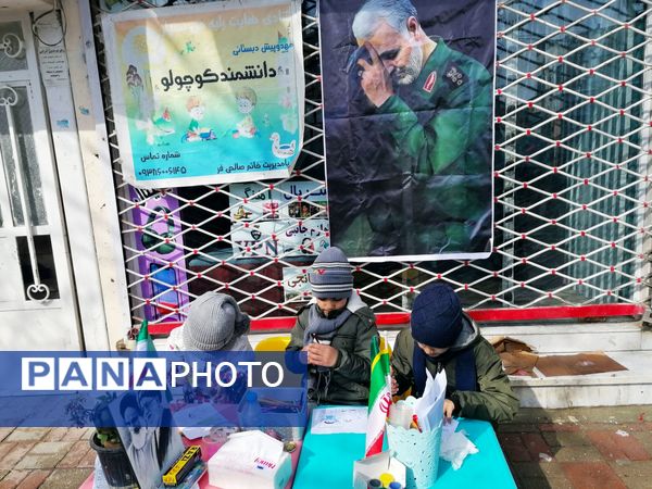 پاسخ حماسی مردم انقلابی فاروج به استکبار جهانی با حضور در راهپیمایی ۲۲بهمن 