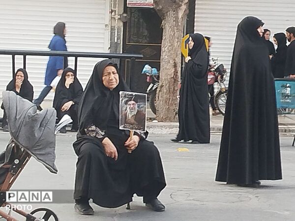 بدرقه آقای شهید ایران 