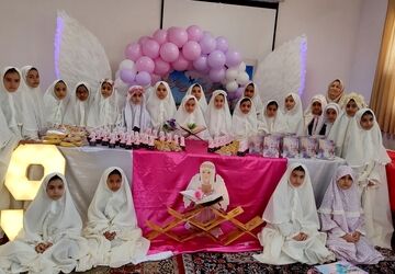 جشن تکلیف دانش‌آموزان دبستان شهید رجبی ملایر