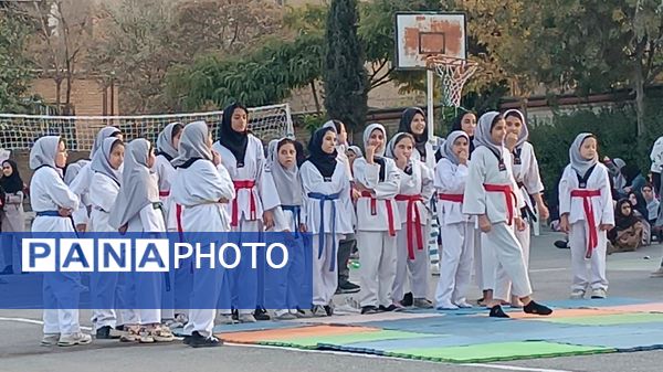 برگزاری المپیاد ورزشی دانش‌آموزان با هدف ترویج نشاط و سلامت در مدرسه پنجم مهر