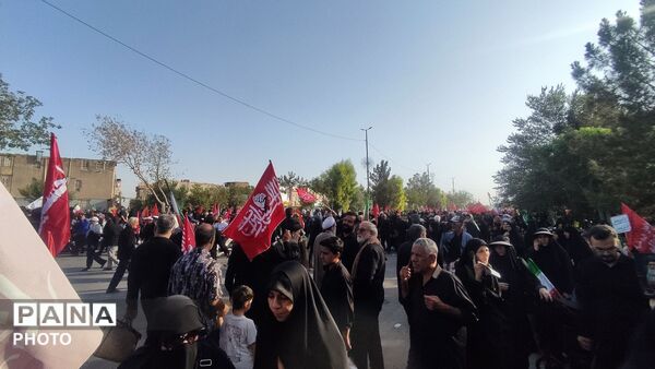 قم داغدار رهبر شهید