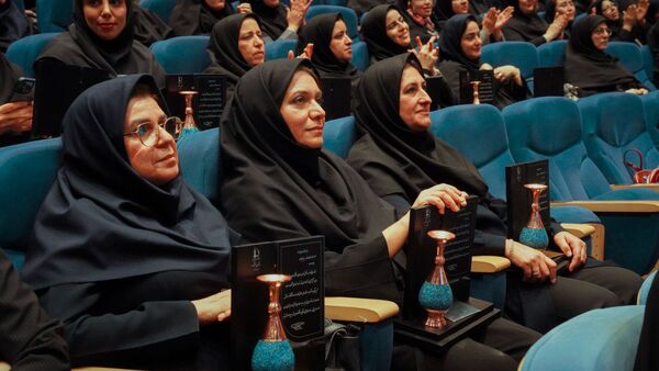 آیینه‌ تلاش کارمندان دانشگاه فردوسی مشهد(۲)