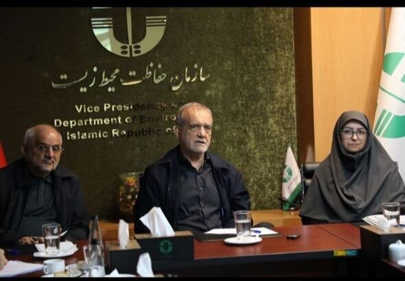 بازدید سرزده رئیس‌جمهور از سازمان محیط‌ زیست/بررسی خسارات زیست‌محیطی جنگ رمضان