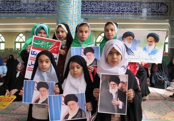 برگزاری راهپیمایی ۲۲ بهمن در دهستان علی‌آباد پیشکوه