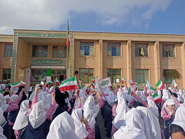 زنگ بصیرت در مدارس شهرستان ایلام