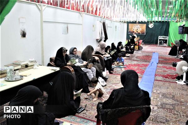 آیین روحبخش قرائت دعای عرفه در یادمان شهدای گمنام کوه خضر نبی(ع)
