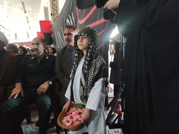 نخستین رژه دختران فاطمی در مینودشت 