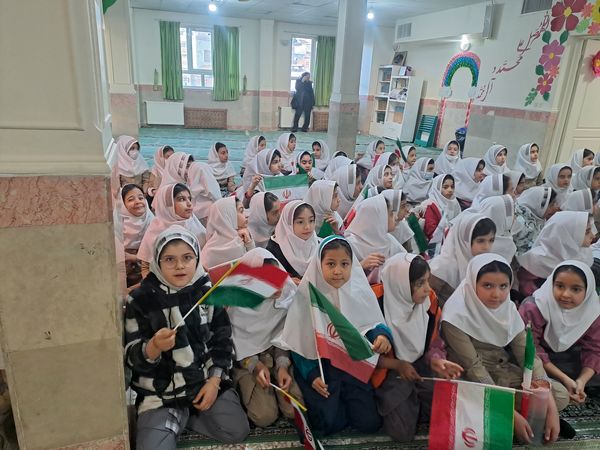 مراسم سالروز شهادت شهید قاسم سلیمانی در مدارس پردیس