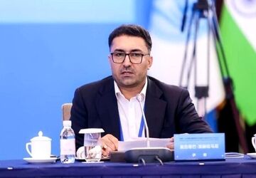 ترخیص ۲۲۵۰ خودروی نو وارداتی با پیگیری دستگاه قضایی در بندر شهید رجایی