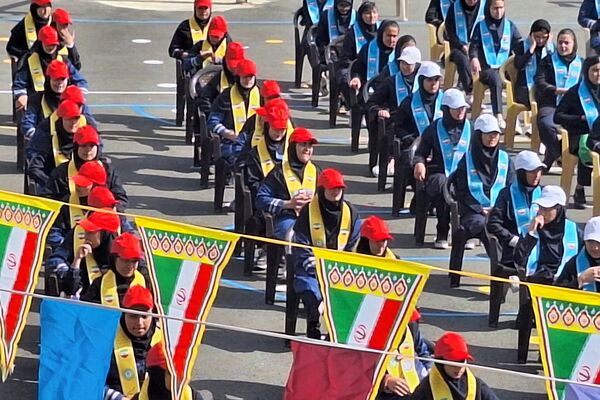 همایش یاوران انقلاب، پیشتازان مقاومت در ناحیه ۳ شیراز 