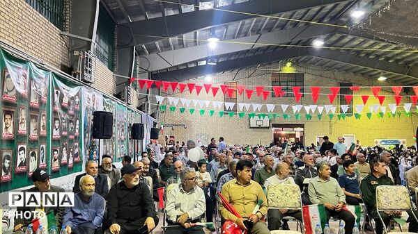همایش «جان‌فدایان» دهستان و شهر آسارا در سالن ورزشی شهید کریم سیرائی 