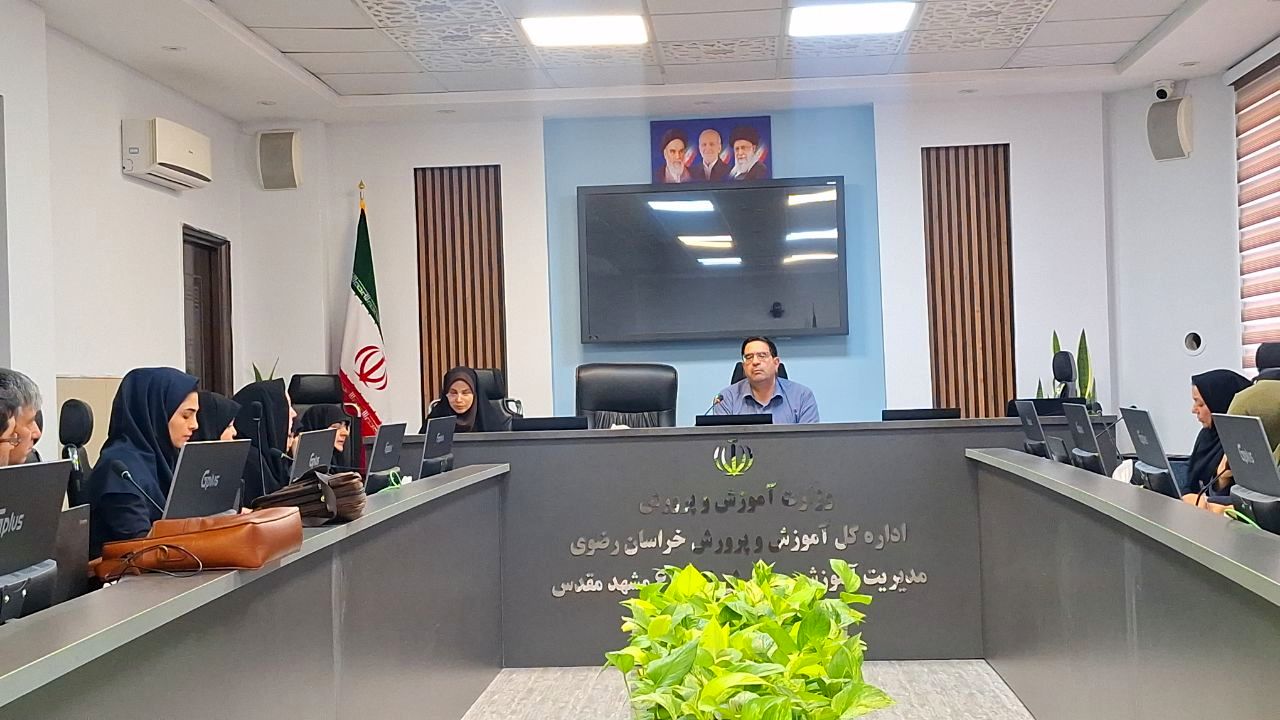 کارگاه تخصصی هوش مصنوعی در ناحیه 6 مشهد