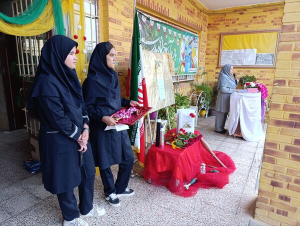 زنگ مهر در دبیرستان شاهد قدسیان
