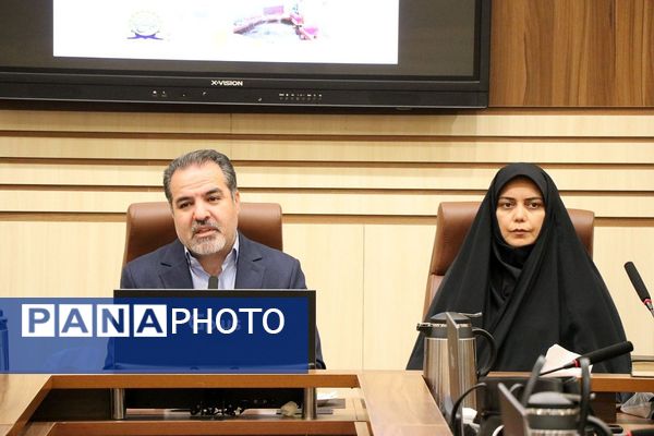 جلسه هم اندیشی و انتخاب نماینده موسسین کودکستان های ناحیه دو شهرری