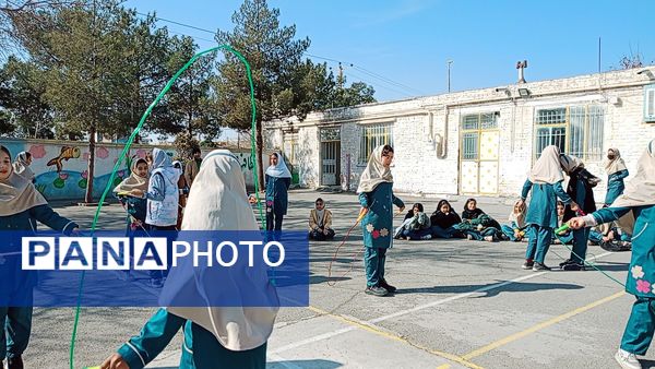 المپیاد ورزشی در دبستان سمیه