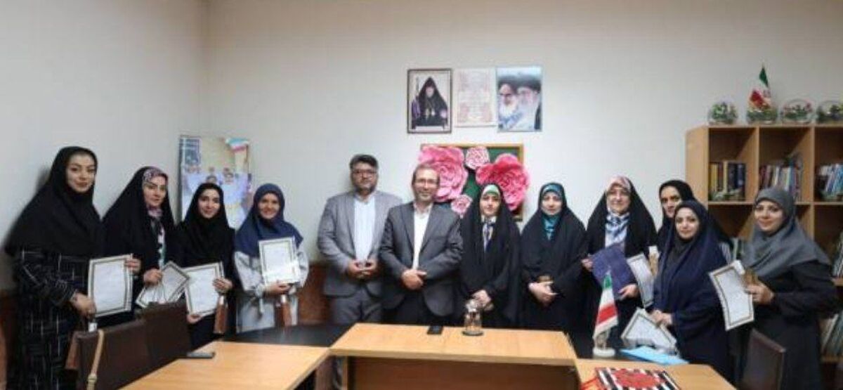 مدرسه آرارات میزبان آیین بزرگداشت مقام معلم