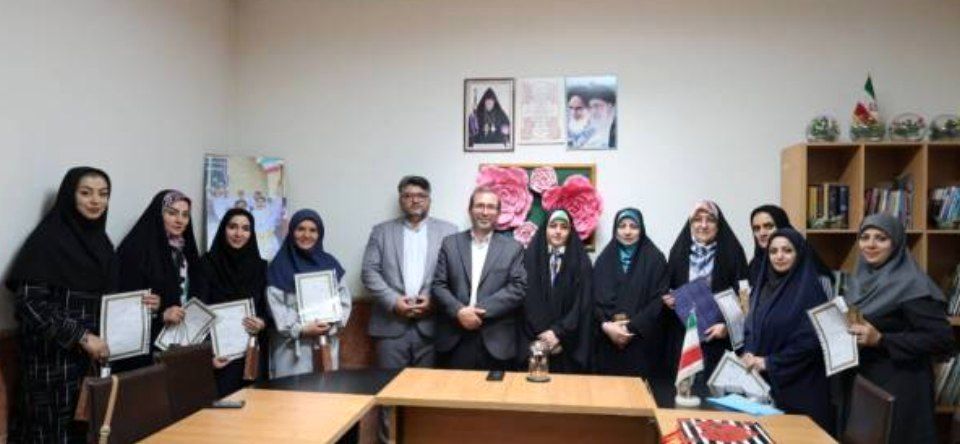 مدرسه آرارات میزبان آیین بزرگداشت مقام معلم