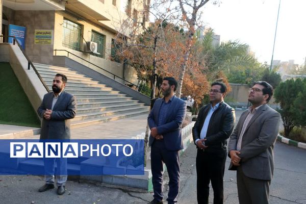 آیین بدرقه دانش‌آموزان دختر ناحیه یک شهرری به اردوی راهیان پیشرفت