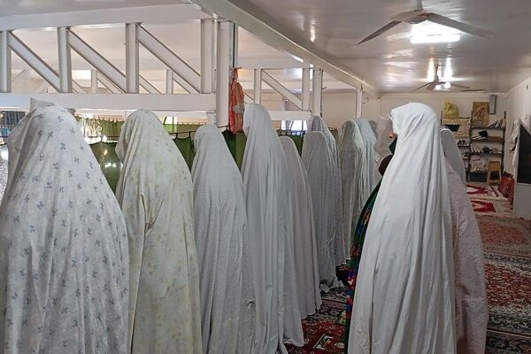 اقامه نماز جمعه همزمان با وفات حضرت معصومه (س) در مسجد جامع شهر بار نیشابور