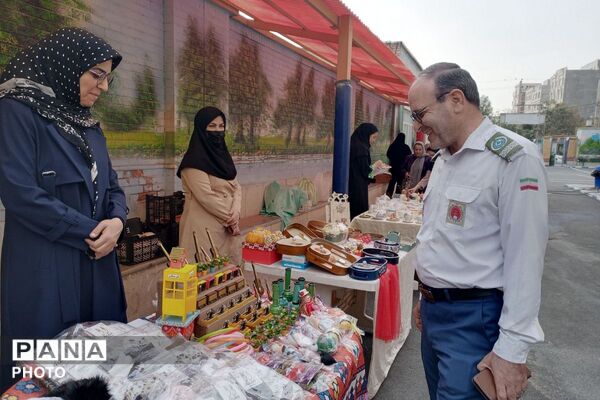 آماده‌سازی دوره تربیت مربی پیشتاز کاردان و اردو بازی در مدرسه شاهد بهشت شهرستان رباط‌کریم