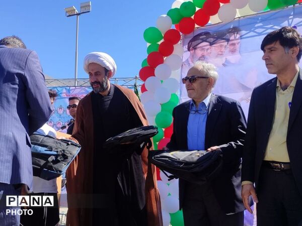 همایش «چرخ امید» با رویکرد ترویج سلامت و نشاط دانش‌آموزی