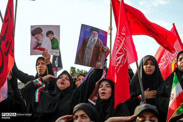 مراسم تشییع پیکر مطهر رهبر شهید انقلاب در تهران - 2