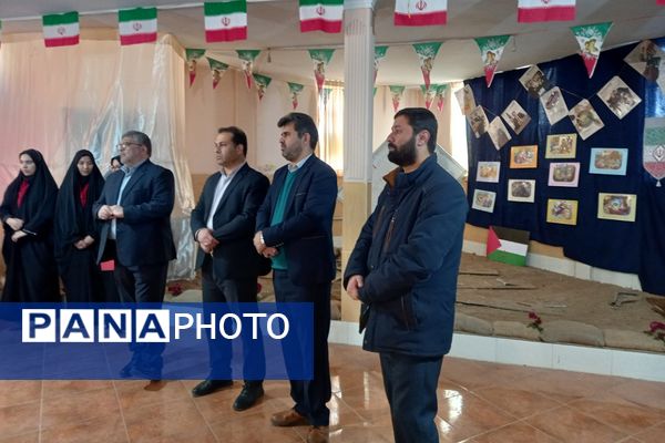 اجرای طرح ملی مدرسهٔ انقلاب در دبیرستان شهدای محراب شهرستان قرچک 