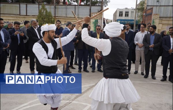  چهل و سومین دوره استانی جشنواره فرهنگی هنری فردا؛ ویژه دانش آموزان قطب شهید دهقان