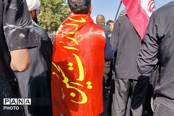 روایت عشق و وفاداری در بدرقه شهدا