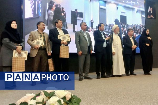 برگزاری جلسه ی پیوند انجمن اولیا ومربیان در اسلامشهر