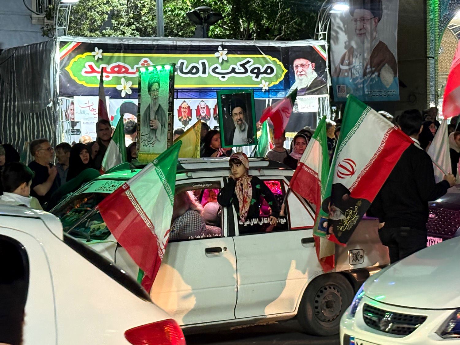 شکوفه‌های غیرت؛ کودکان و نوجوانان ایران، در شب حمایت از وطن