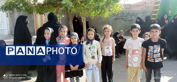 مراسم وداع و خاکسپاری پیکر پاسدار سرافراز اسلام در روستای همت آباد باخرز 