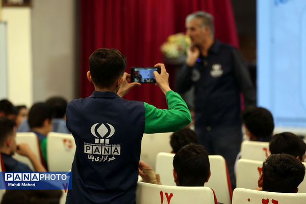 اردوی ملی خبرنگار مسئله‌محور پانا