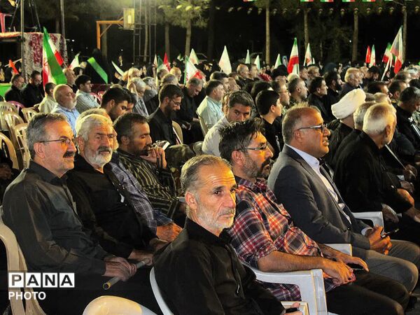 مراسم گرامیداشت آقای شهید ایران و یادبود شهدای شهرستان فلاورجان در اردوگاه شهید بهشتی اصفهان