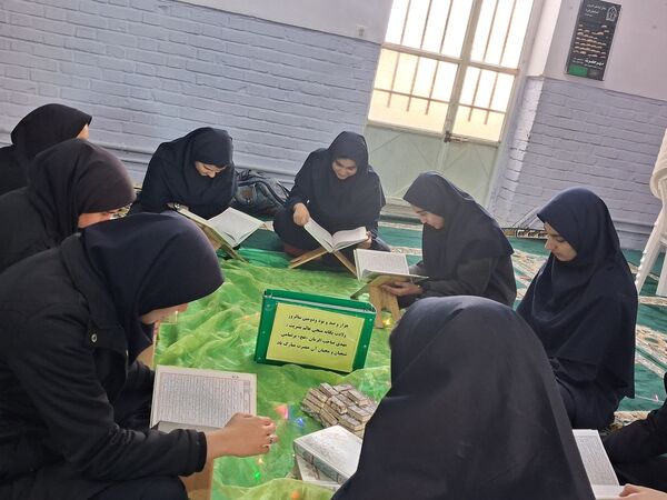 محفل انس با قرآن در نیمه‌شعبان