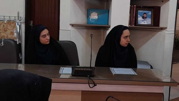 برگزاری اولین جلسه همیاران مشاور دبیرستان شاهد عصمت ناحیه۳ کرج در سال تحصیلی جدید 