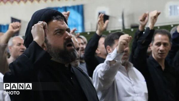 آیین عبادی وسیاسی نماز جمعه مردم محمدشهر کرج