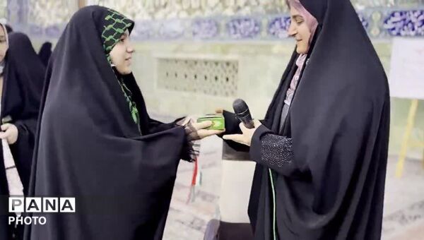 خاطره گویی «مهدیه اسفندیاری» از زندان فرانسه در هیات معصومانه