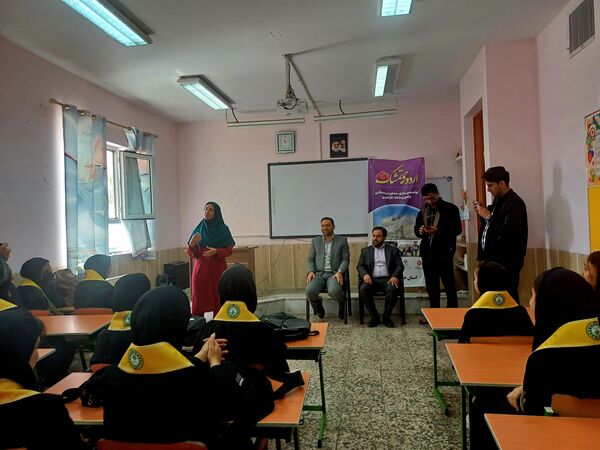 برگزاری اردوی تمشک در شهرستان گرمه 