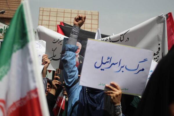 تجمع بزرگ دانش‌آموزان و فرهنگیان در حمایت از مردم مظلوم غزه و فلسطین