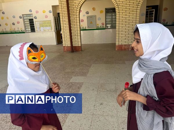 نمایش‌های خلاقانه دانش‌آموزان سیریک به‌مناسبت هفته کتاب