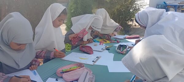 برگزاری ایستگاه نقاش شو و ایستگاه آرزوها در دبستان شهید عامل هوشمند زارچ