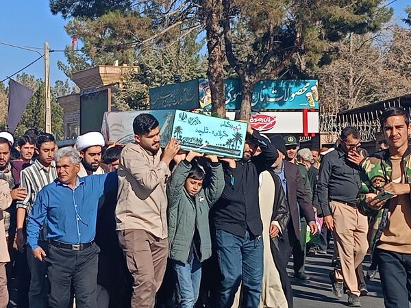 شهید گمنام در کاشمر تشیع شد