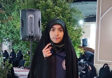 روضه‌ای به رنگ خانه‌های قدیمی 