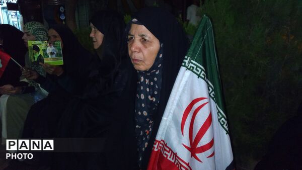 طنین شور و شعور نبوی در حسینیه امام خمینی نیشابور؛ عیدانه نوجوانان پانا در مهدِ عاشقی