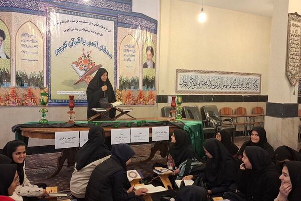 دانش آموزان نورانی حاضر در محفل