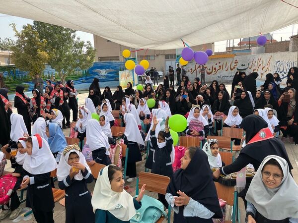 شکوفه‌های بهاری، میهمان مدرسه حدیثه دهنو شدند
