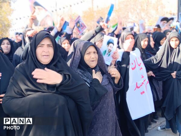 گر پدر رفت تفنگ پدری هست هنوز 