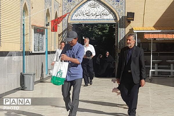  نماز عید قربان در شهرستان ورامین به امامت امام جمعه